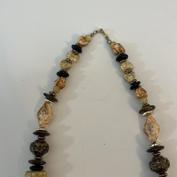 Trendy 18” Necklace Earth-tone Multi Color Beads with gold clasp & spacers - Picture 5 of 7